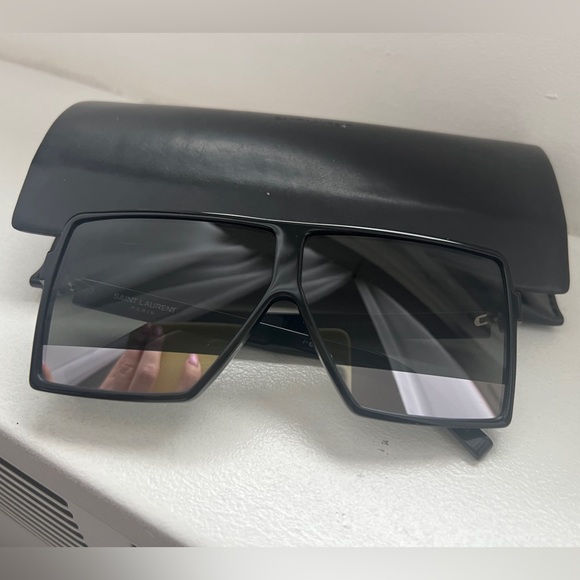 Saint Laurent Black Sunglasses - Picture 2 of 7